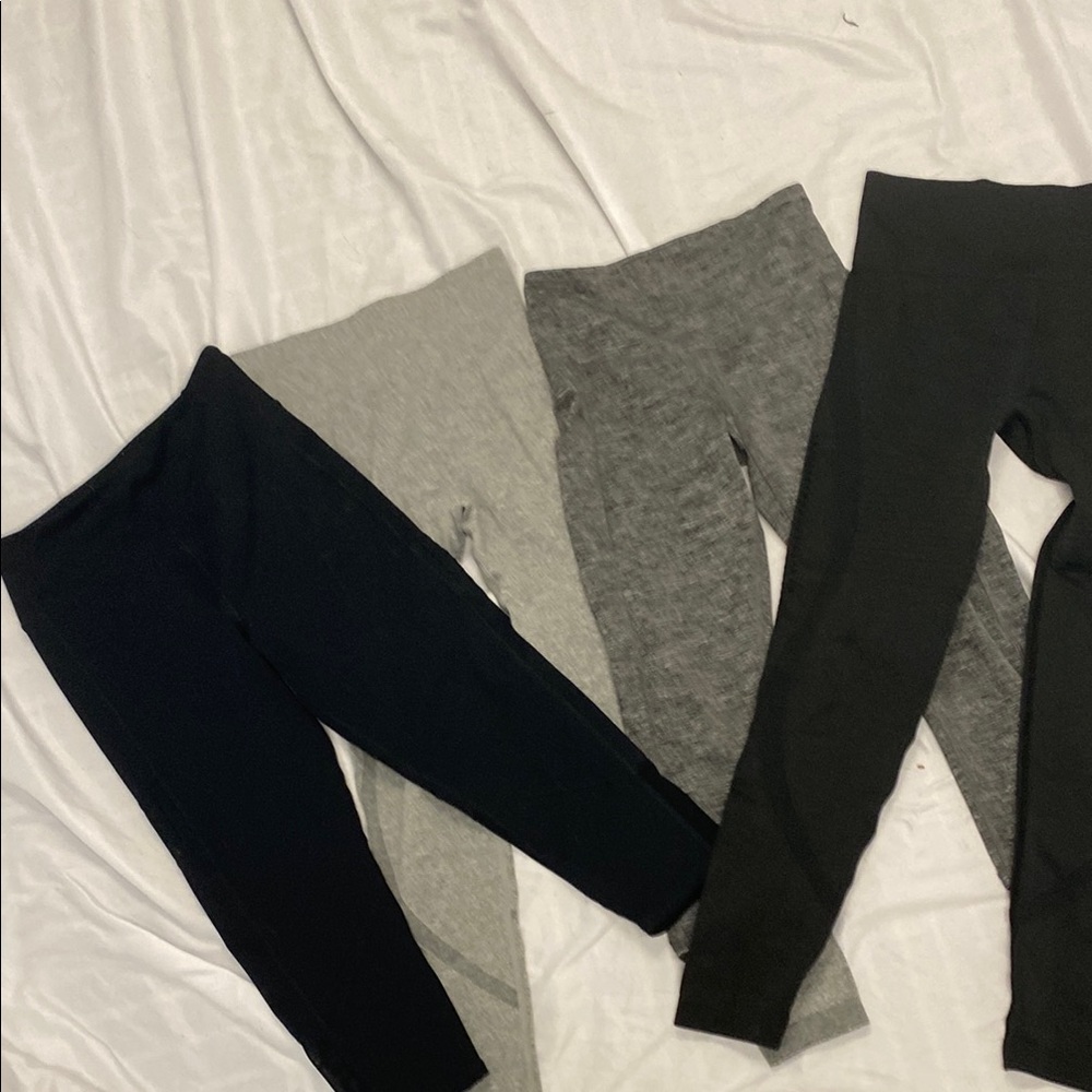 Black and Gray Slim-Fit Leggings for Everyday Comfort